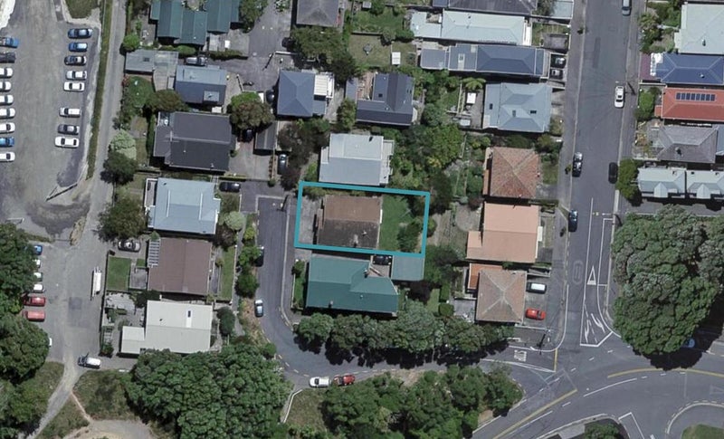 4 Westland Road, Mount Cook, Wellington - Carousel 1