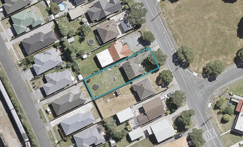 55 Bell Road, Waiwhetu, Lower Hutt - Carousel 1