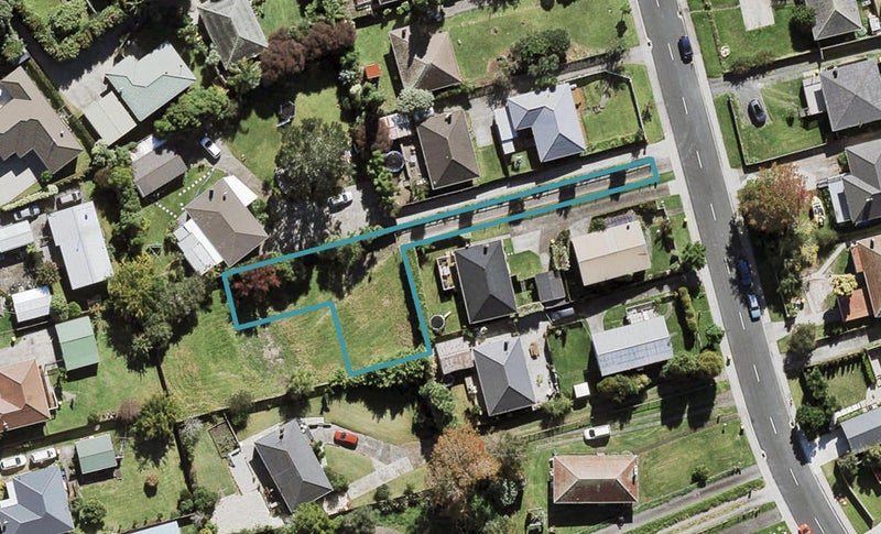84A Kervil Avenue, Te Atatu Peninsula, Auckland - Carousel 1