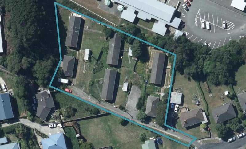 28 Jackson Terrace, Ranui, Porirua - Carousel 1