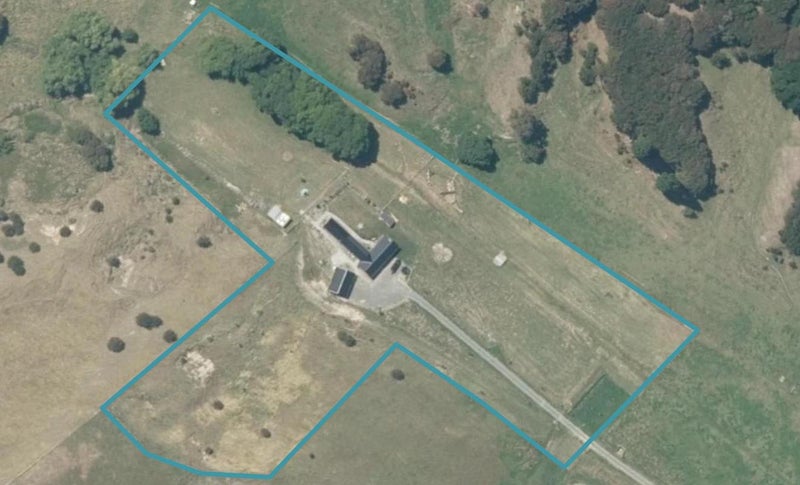 16 Seafield RD, Eskdale, Napier - Carousel 1