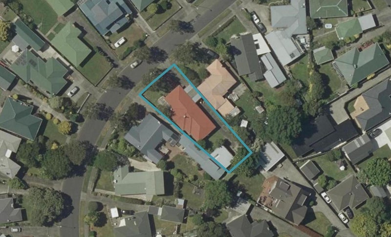 9 Parkland Crescent, Terrace End, Palmerston North - Carousel 1