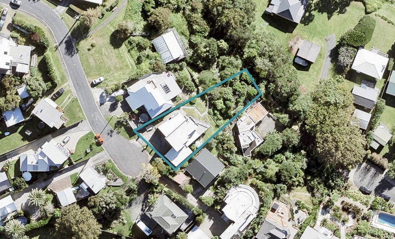 22 Joydon Place, Stanmore Bay, Whangaparaoa - Carousel 1
