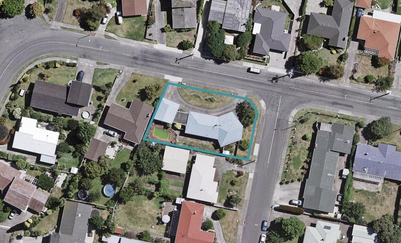 8 Kent Terrace, Taradale, Napier - Carousel 1