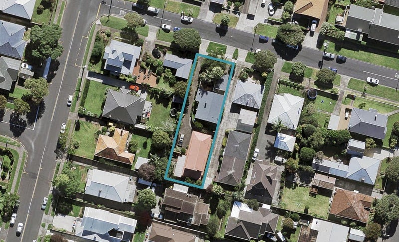 48 Shorwell Street, Sandringham, Auckland - Carousel 1