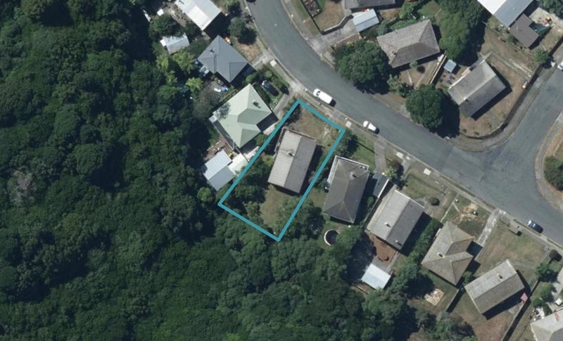 66 Rangituhi Crescent, Takapuwahia, Porirua - Carousel 1
