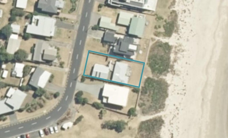 102 Pohutukawa Crescent, Whangamatā - Carousel 1