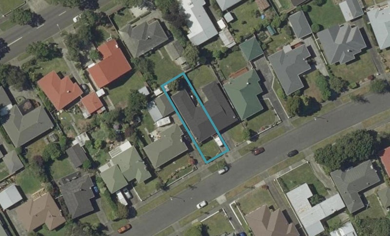 11 Henare Street, West End, Palmerston North - Carousel 1