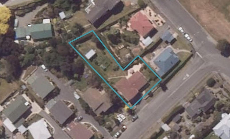2 Stuart Street, Holmes Hill, Oamaru - Carousel 1