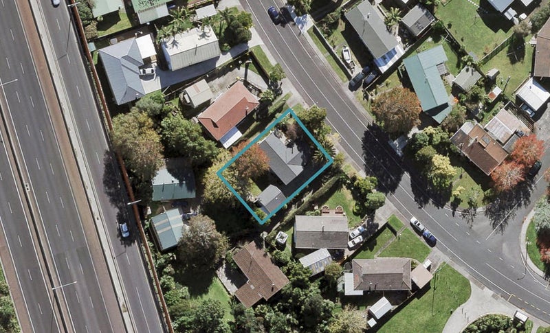 57 Oreil Avenue, West Harbour, Auckland - Carousel 1