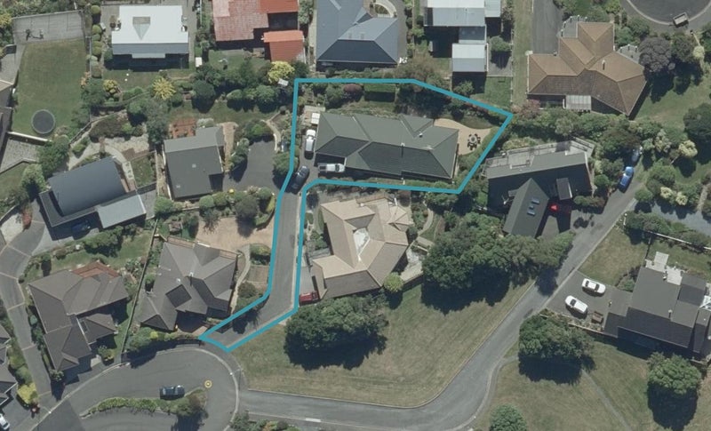 19 Harbour Heights, Waverley, Dunedin - Carousel 1