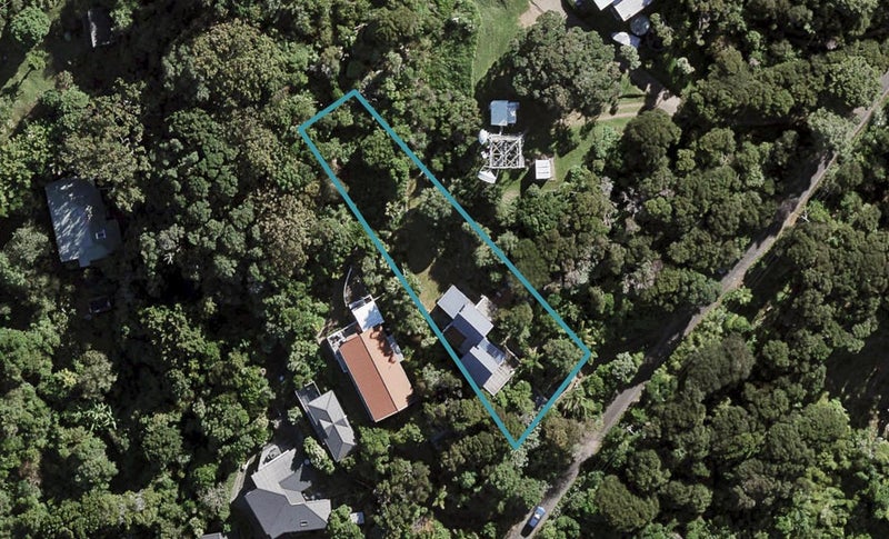 41 Albert Crescent, Ostend, Waiheke Island - Carousel 1
