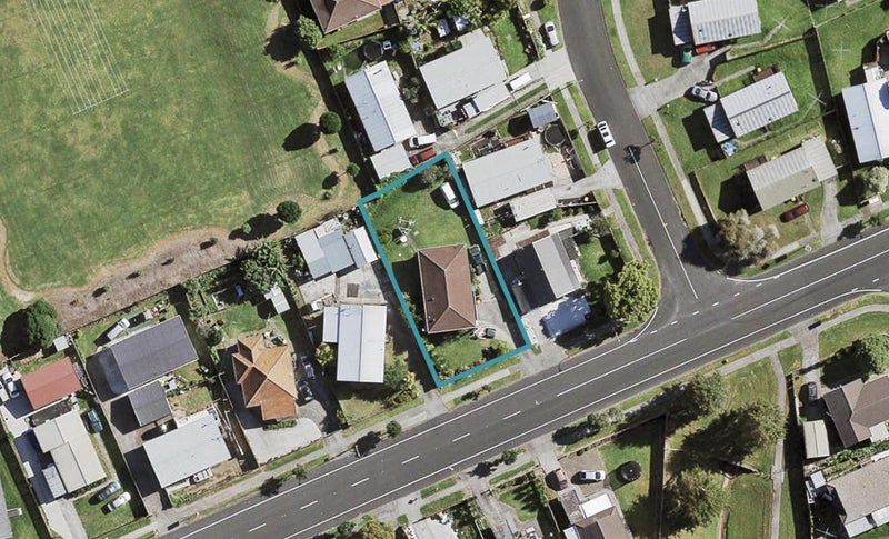 77 Palmers Road, Clendon Park, Auckland - Carousel 1