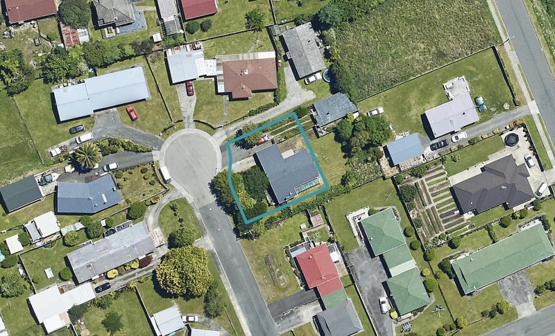 3 Kouma Place, Fairy Springs, Rotorua - Carousel 1