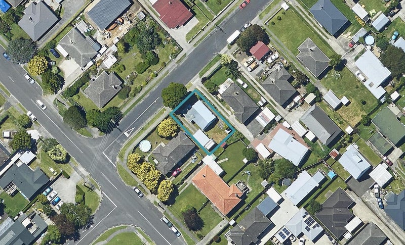 40 Anzac Road, Gate Pa, Tauranga - Carousel 1