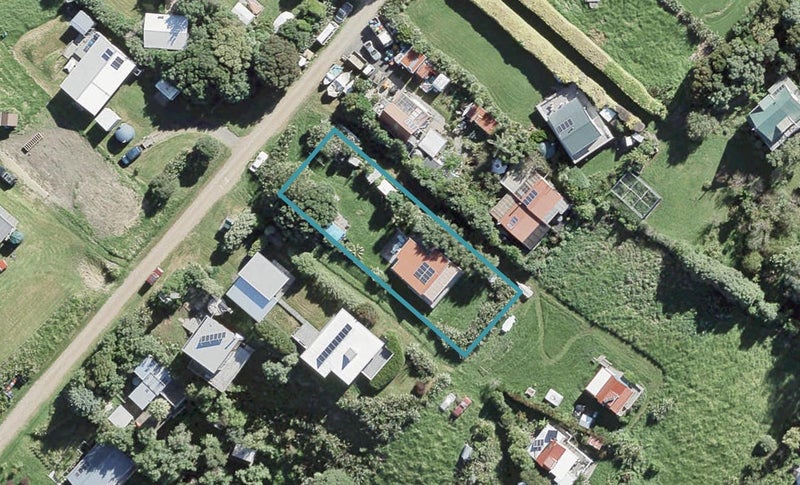 23 Ocean View Crescent, Rakino Island, Auckland - Carousel 1