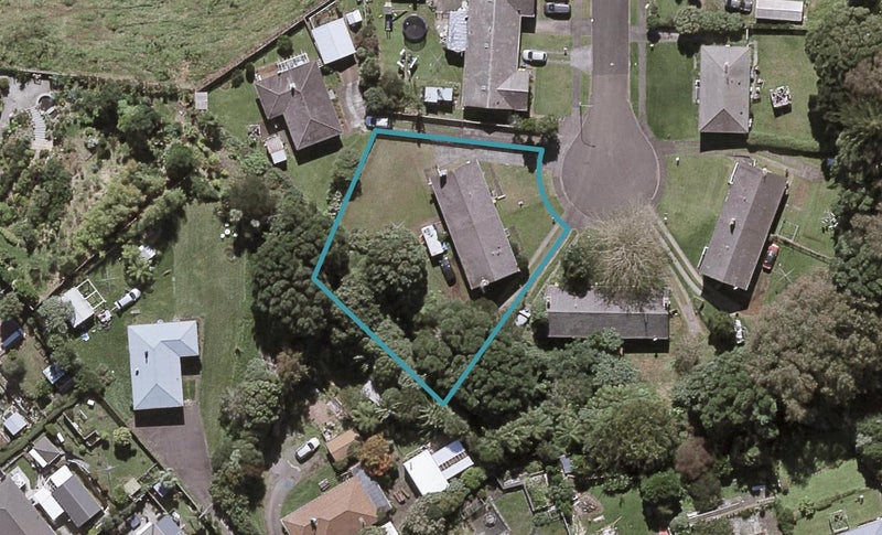 18 Marton Place, Marfell, New Plymouth - Carousel 1