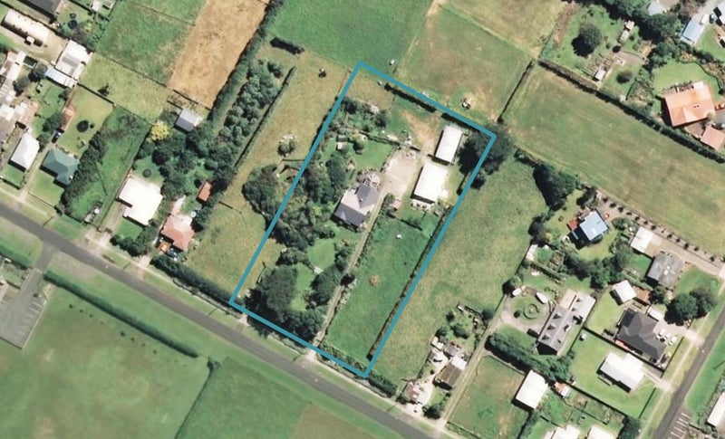 69 Whitcombe Road, Ōpunake - Carousel 1