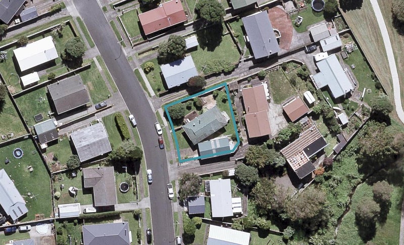 34 Camellia Avenue, Bell Block, New Plymouth - Carousel 1