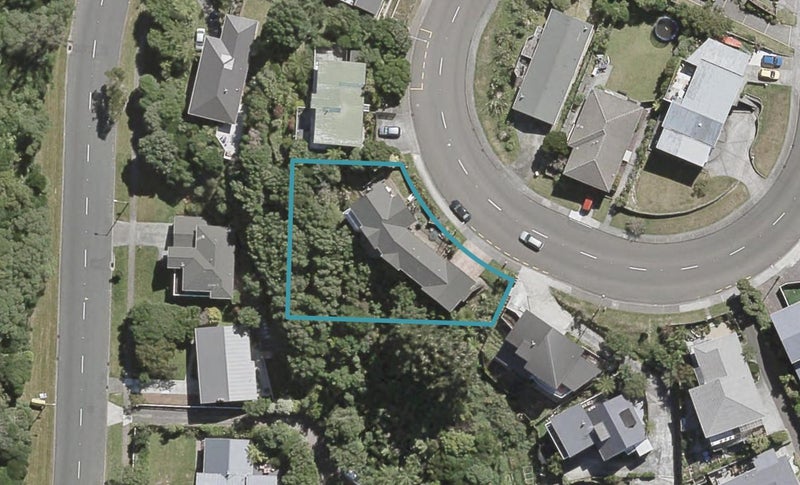 86 Dowse Drive, Maungaraki, Lower Hutt - Carousel 1