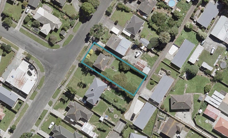90 Molesworth Street, Taita, Lower Hutt - Carousel 1