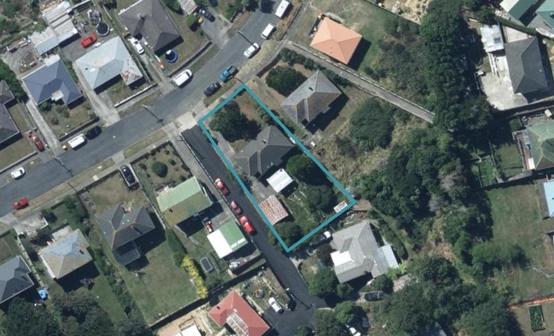 15 Dorset Grove, Cannons Creek, Porirua - Carousel 1