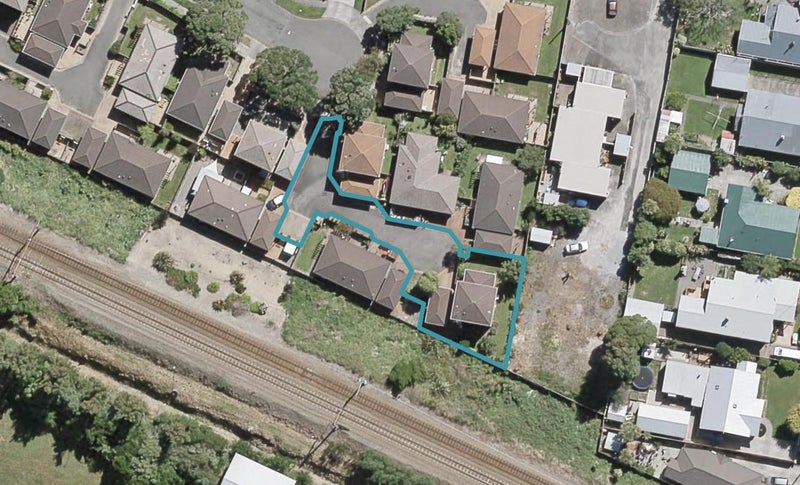 23 Richmond Grove, WOBURN, LOWER HUTT - Carousel 1