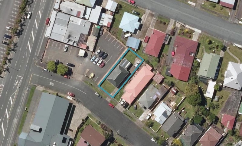 3 Wolfe Street, Regent, Whangārei - Carousel 1