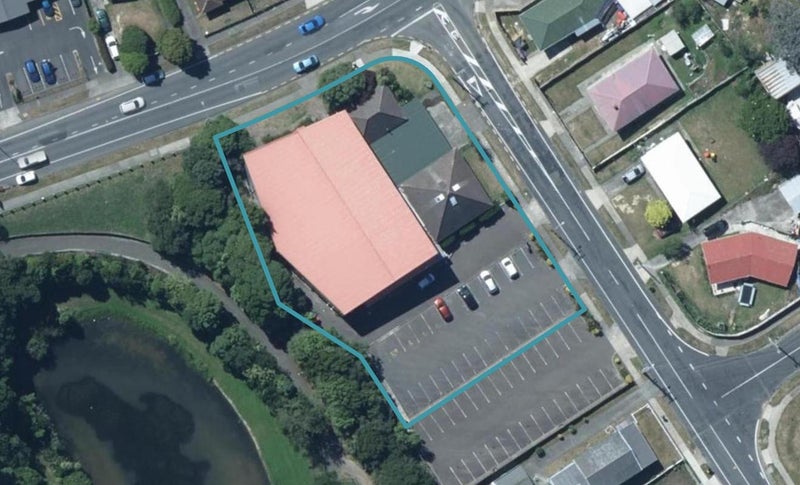2 Driver Crescent, Cannons Creek, Porirua - Carousel 1