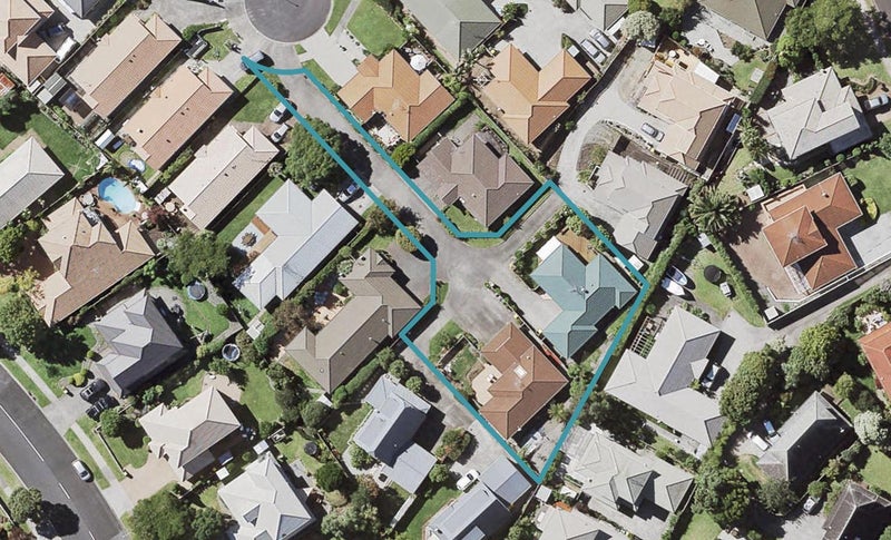 2/26 Mission View Drive, Northpark, Auckland - Carousel 1