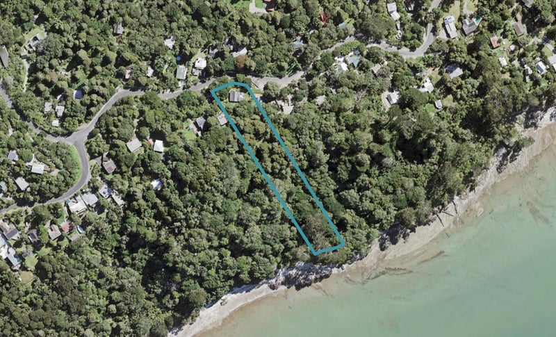 189 Victory Road, Laingholm, Auckland - Carousel 1