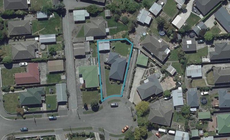 9 Troon Place, Shirley, Christchurch - Carousel 1