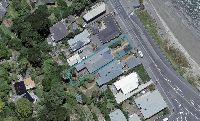 83A Marine Parade, Seatoun, Wellington - Carousel 1