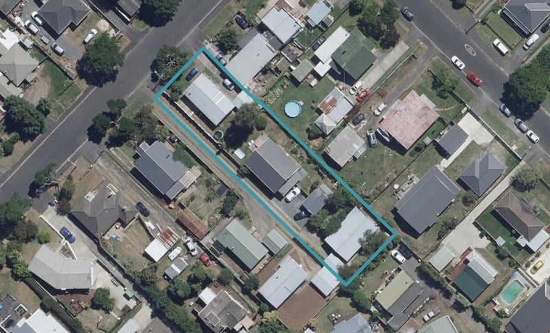 3 Kiwi Avenue, Forest Lake, Hamilton - Carousel 1
