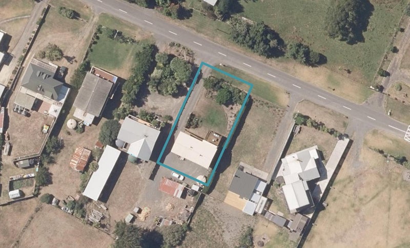1919 Parewanui Road, Bulls - Carousel 1