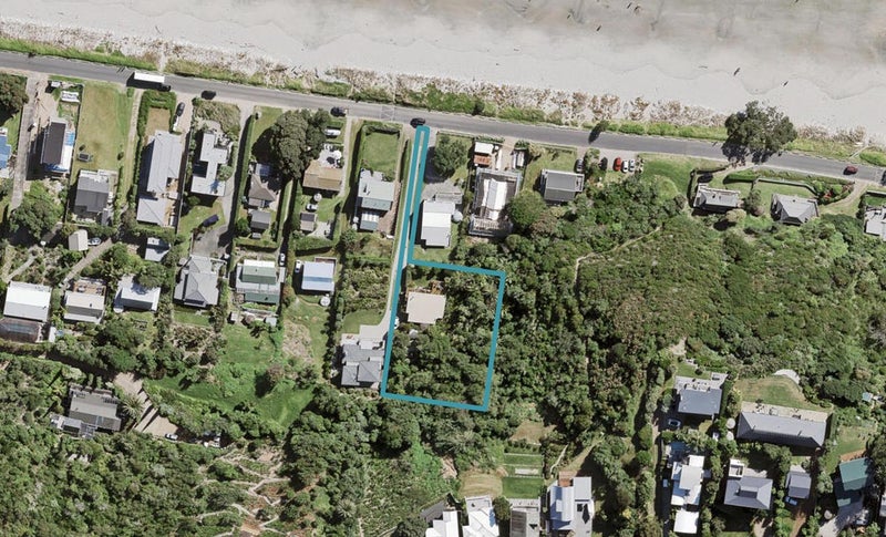69 The Strand, Onetangi, Waiheke Island - Carousel 1
