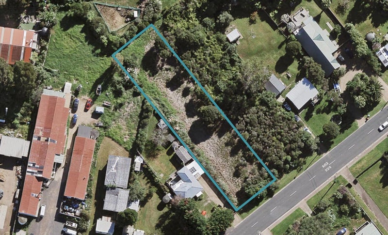 42 Onetangi Road, Onetangi, Waiheke Island - Carousel 1
