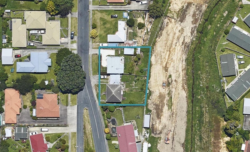 12C Oroua Street, Te Puke, Te Puke - Carousel 1