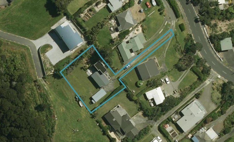 1148 Cove Road, Langs Beach, Waipu - Carousel 1