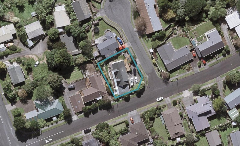 1 Jensen Place, Frankleigh Park, New Plymouth - Carousel 1