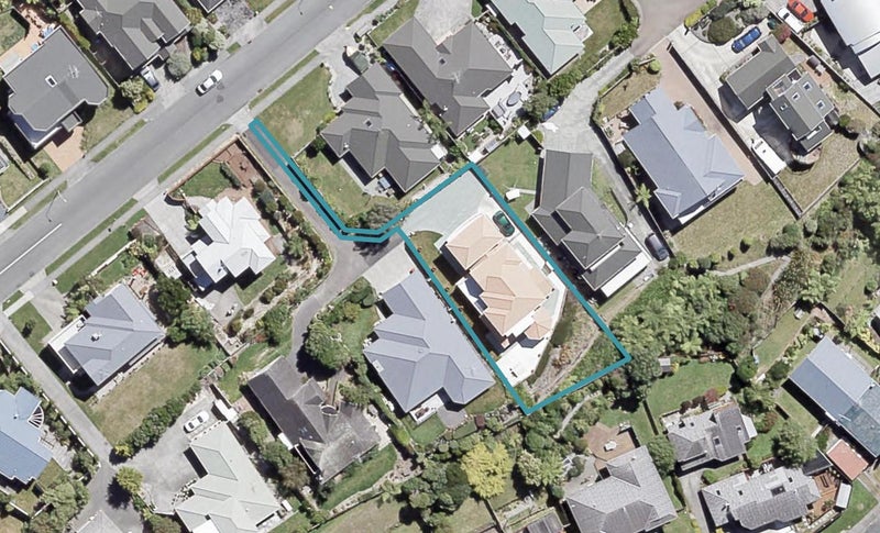 86 Redvers Drive, Belmont, Lower Hutt - Carousel 1