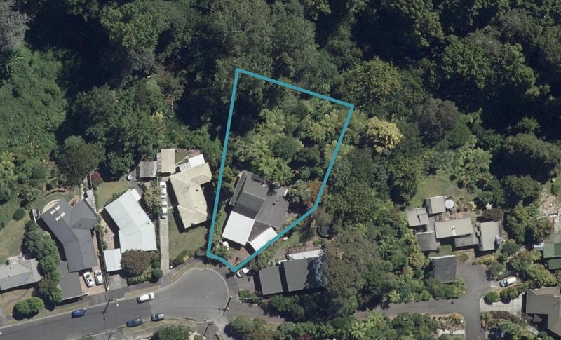 21 Cranwell Place, Hillcrest, Hamilton - Carousel 1