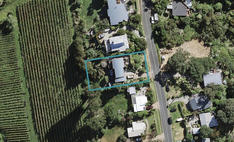 34 Cory Road, Palm Beach, Waiheke Island - Carousel 1