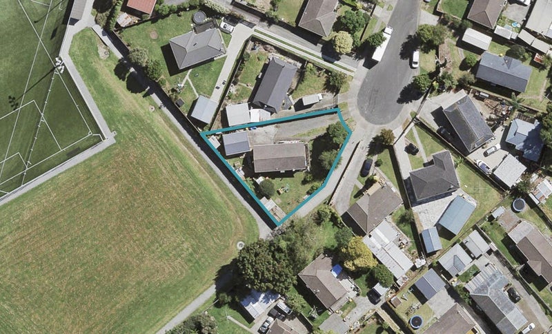 16 Starling Place, Ranui, Auckland - Carousel 1