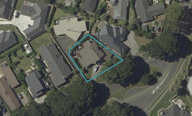 4 Grand Oaks Drive, Awapuni, Palmerston North - Carousel 1