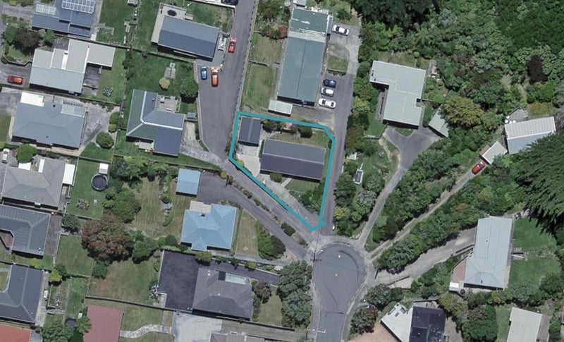 23 Warrington Grove, Newlands, Wellington - Carousel 1
