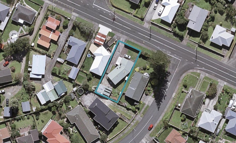 172 Ngamotu Road, Spotswood, New Plymouth - Carousel 1