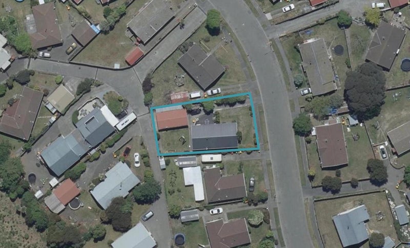 28 Medina Crescent, Parklands, Christchurch - Carousel 1