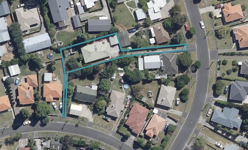 26A Pinfold Avenue, Hamilton East, Hamilton - Carousel 1