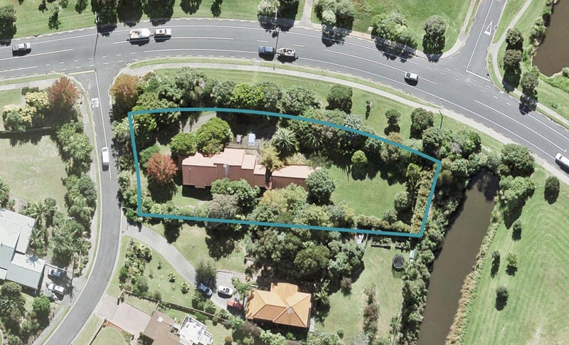 1 Binnacle Rise, Gulf Harbour, Whangaparaoa - Carousel 1